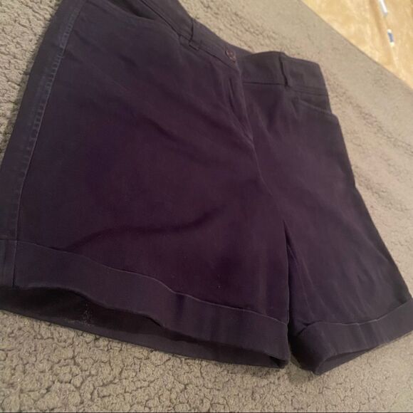 Jones New York Navy Shorts - Picture 3 of 8